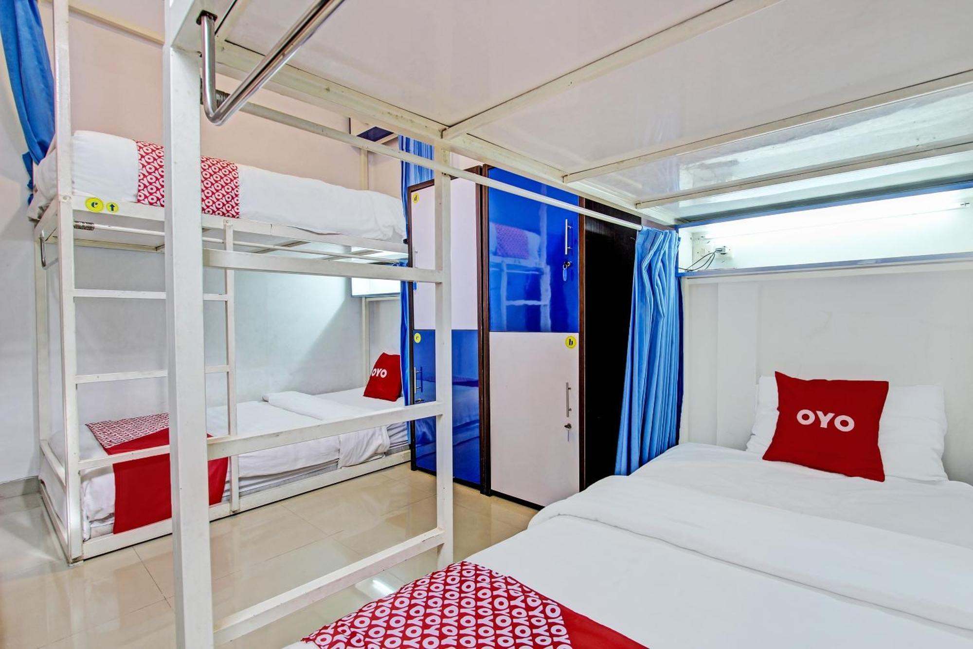 Oyo 91952 Oase Hostel Jogyakarta Zewnętrze zdjęcie
