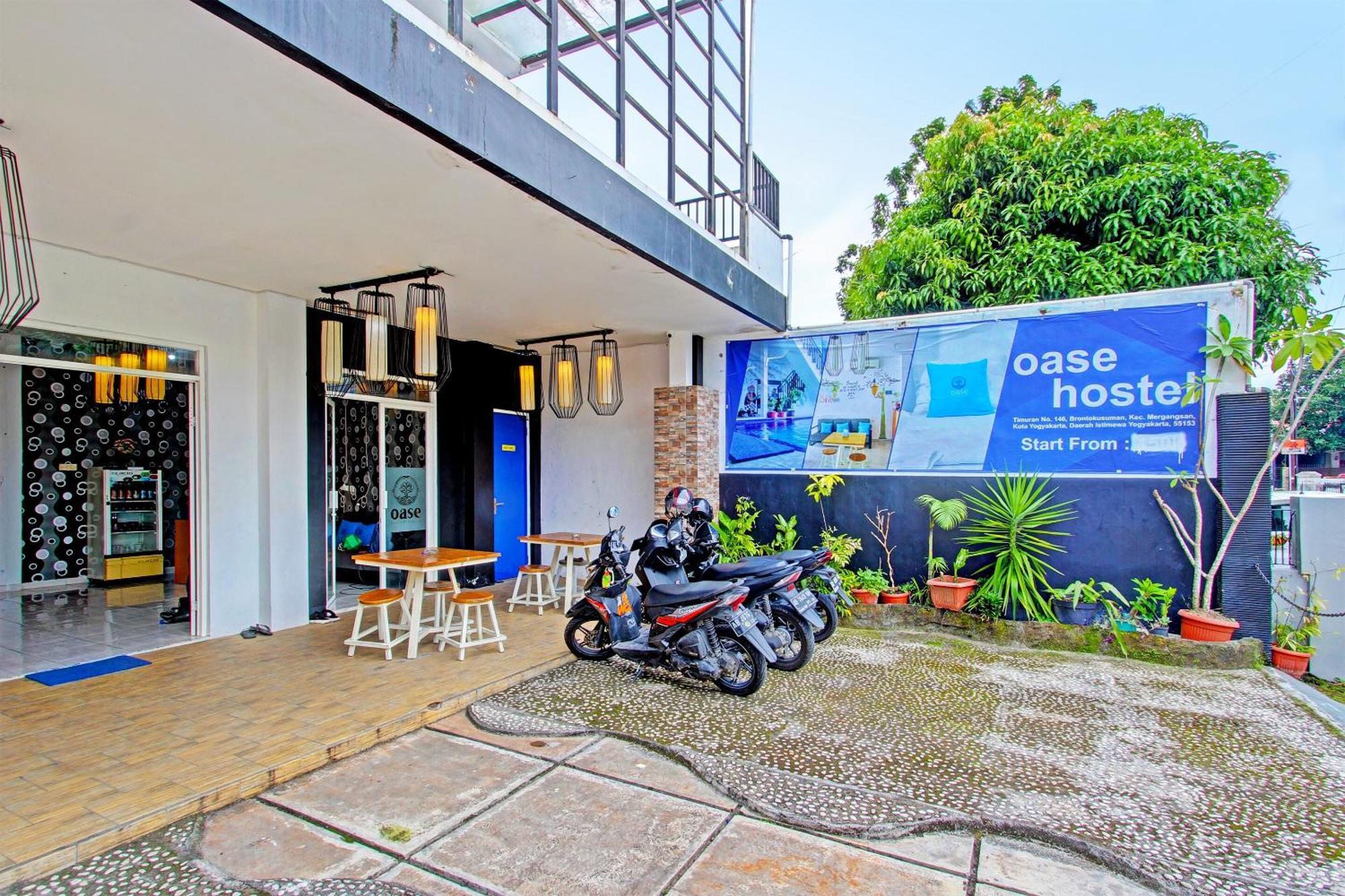 Oyo 91952 Oase Hostel Jogyakarta Zewnętrze zdjęcie